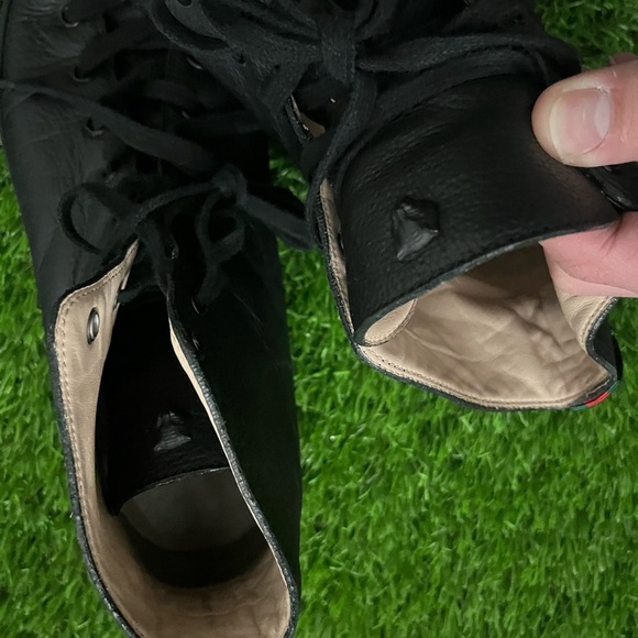 GUCCI “Tiger” Leather High Top Lace Up Shoes Size 10 - Picture 5 of 5